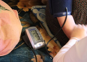 Caritas Cehia contribuie la creșterea calității serviciilor de îngrijire pentru vârstnicii din Moldova