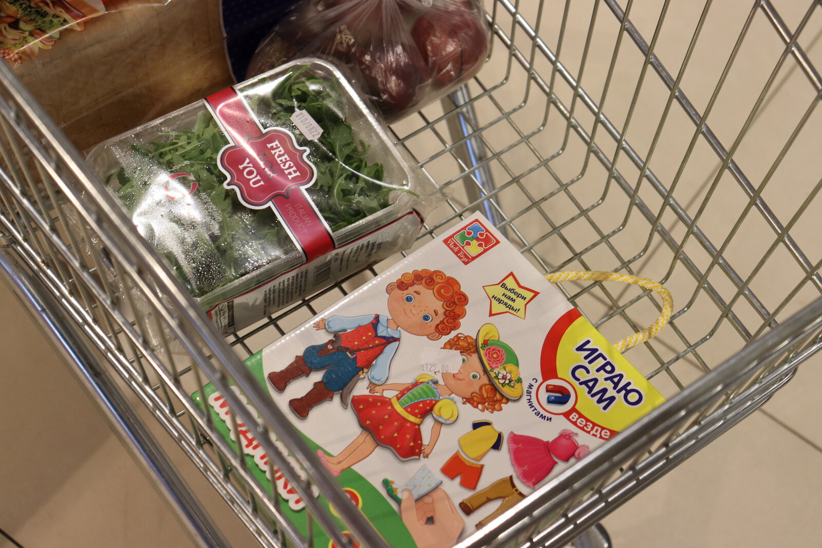 The cards will allow refugees to make personal decisions about the hygiene products and food they need The cards will allow refugees to make personal decisions about the hygiene products and food they need