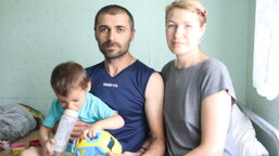 Istoria Tatianei și a lui Alexandru – refugiații care nu pot auzi războiul, doar pot vedea cât de destructiv este  