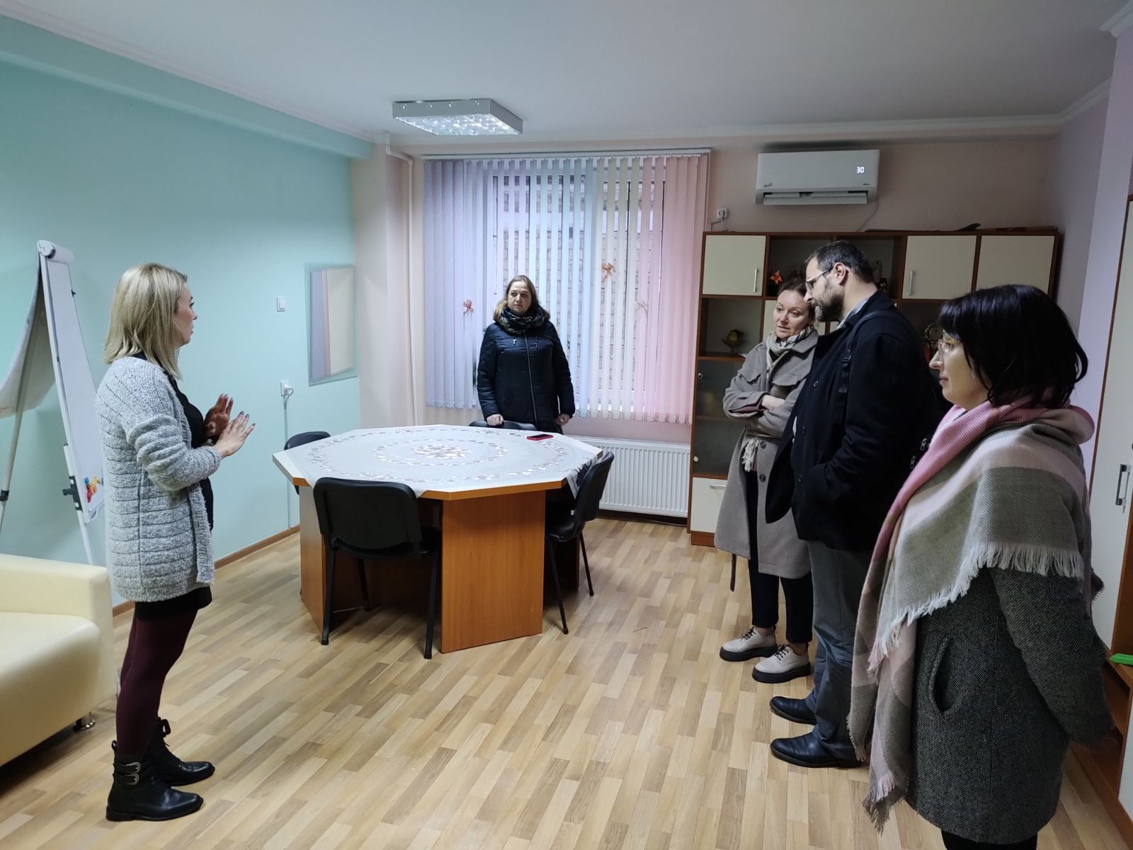 Caritas Czech Republic visited the Supported Housing which has been operating since 2011 in Calarasi Caritas Czech Republic visited the Supported Housing which has been operating since 2011 in Calarasi