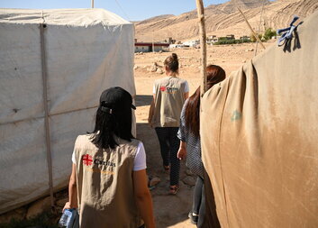 6 fapte interesante despre persoanele care activează în domeniul umanitar